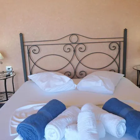 Luxurious With Private Swimming Pool,garden & Sea-view Holiday home Kassandria