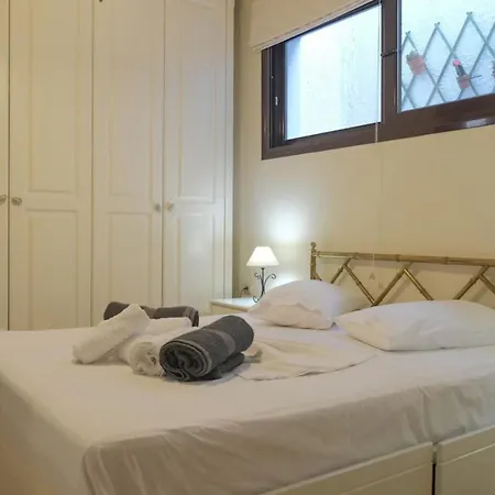 Luxurious With Private Swimming Pool,garden & Sea-view Kassandria